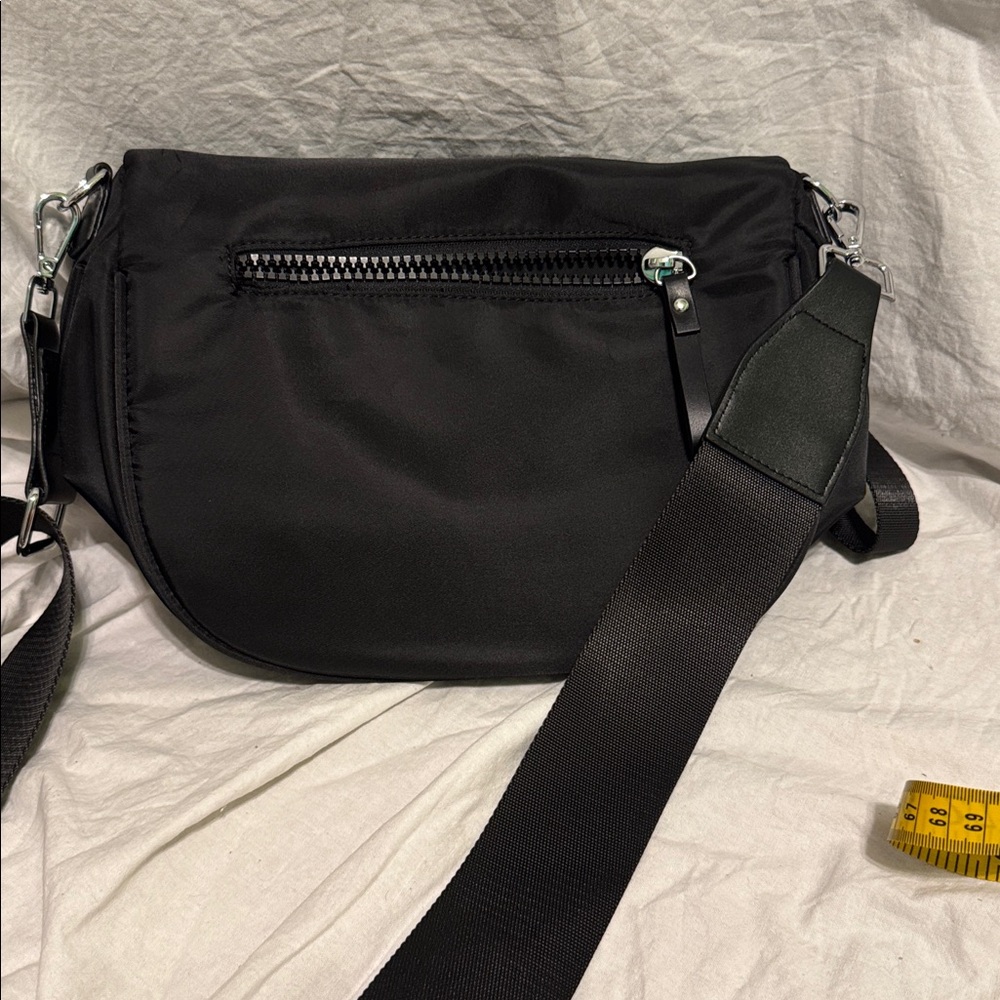Iris & rainbow Black Crossbody Bag - Picture 4 of 4